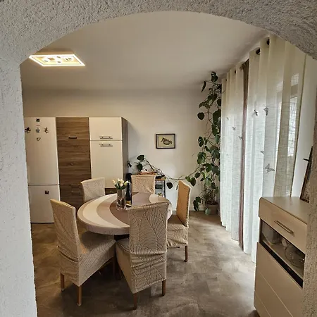 Comfortable Sara 2 With Free Parking Pula